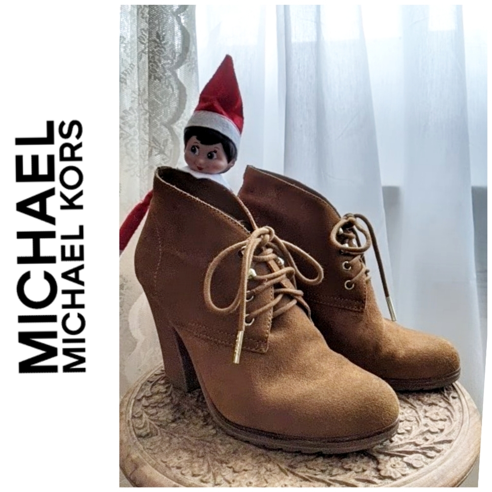 MICHAEL KORS ELLIOTT BOOTIE TAN SIZE